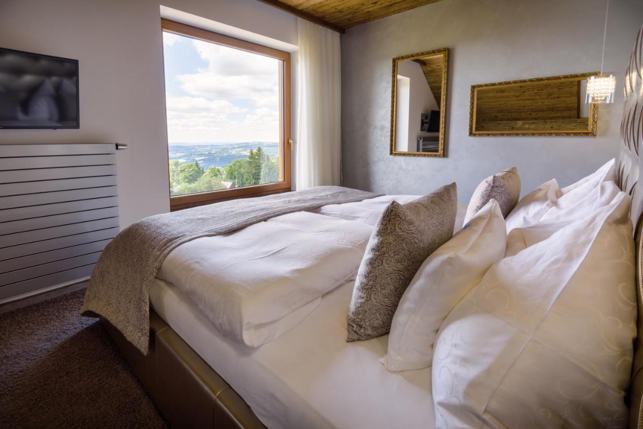 Wellness Hotel V Nebi Kořenov Exteriör bild